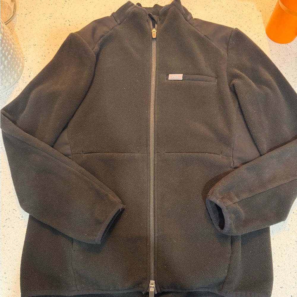 Women’s Black on-shift fleece jacket